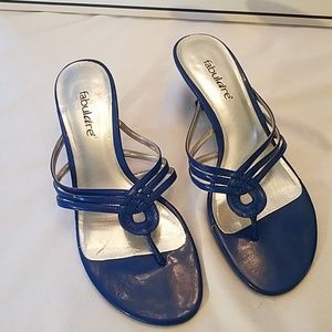 Blue slidle on heels